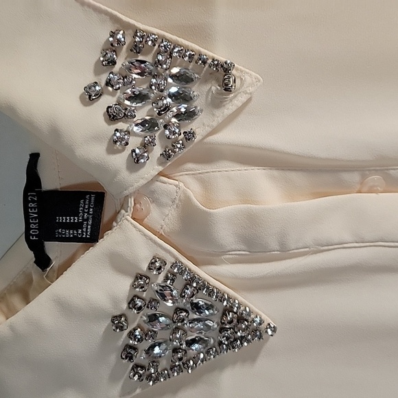 Forever 21 Sleeveless Top With‎ Rhinestone Collar sheer Medium - Picture 3 of 6
